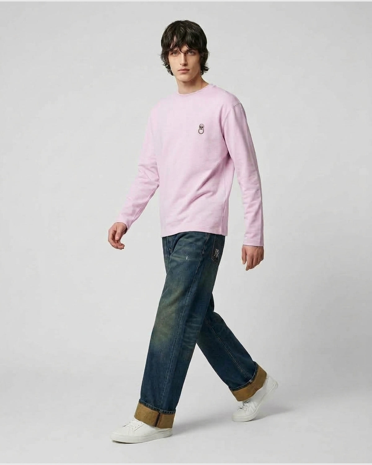 T-Shirt a Maniche Lunghe con Patch Esclusivo