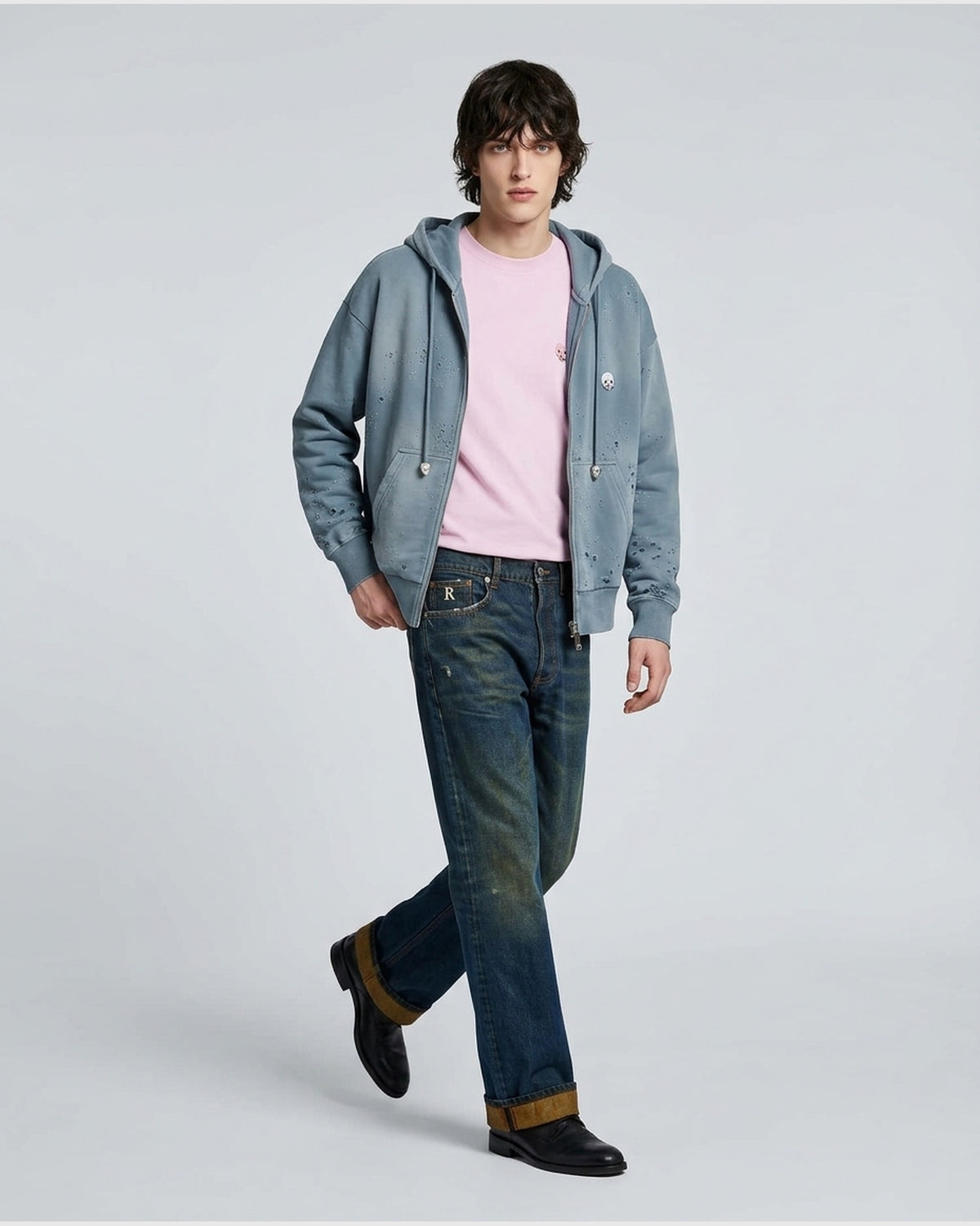 Felpa Distressed con Zip e Ricamo Posteriore