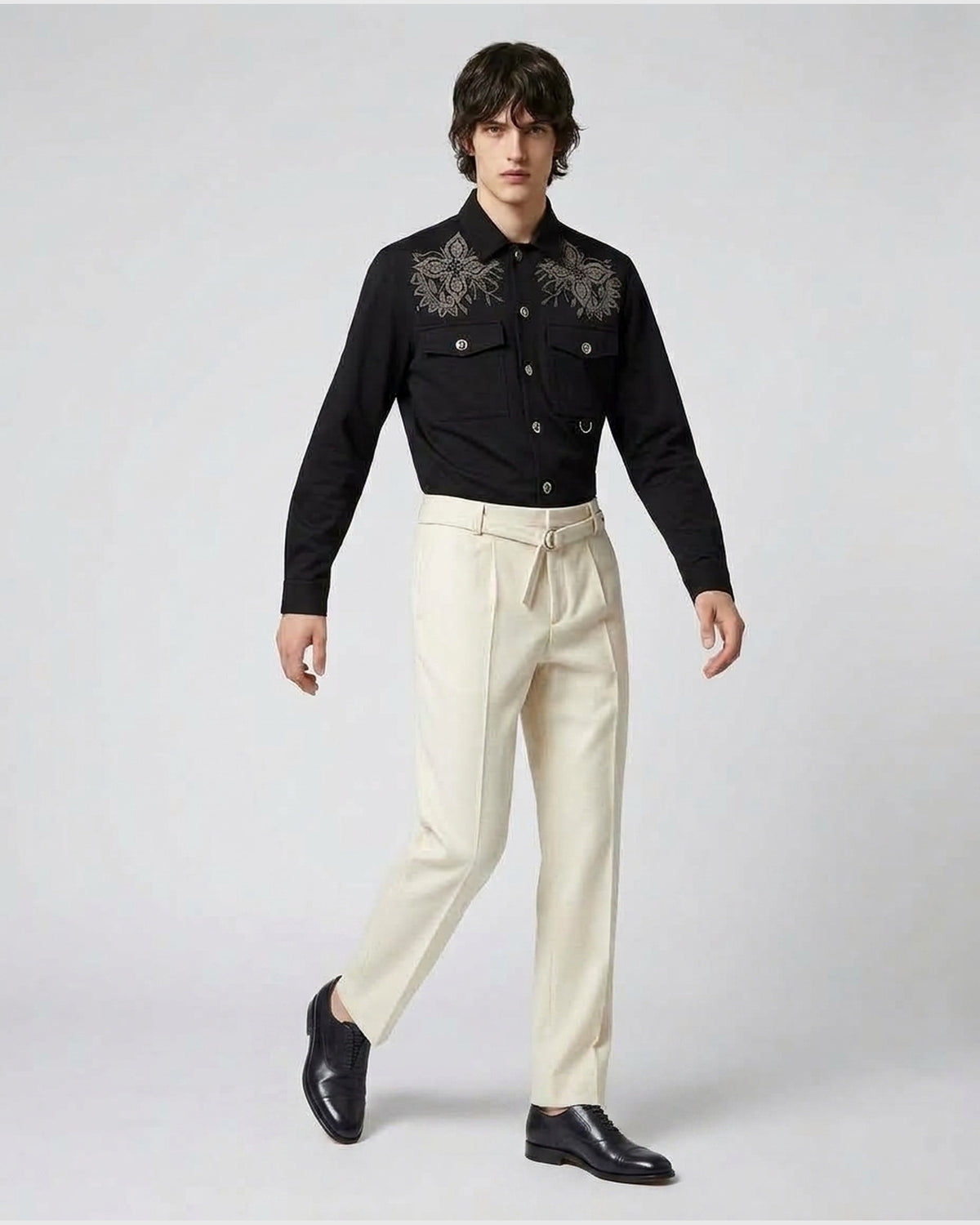 Pantaloni Sartoriali con Cintura e Piega Stirata