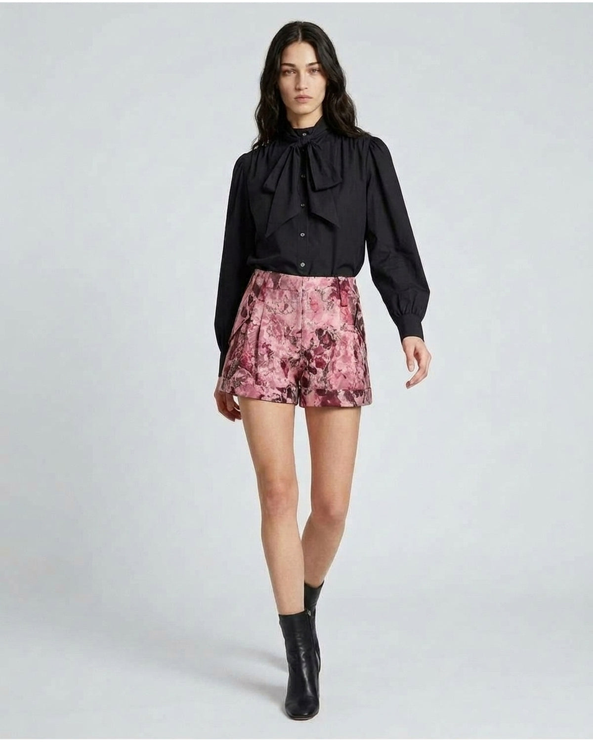 Shorts Jacquard con Tasche a Pattina e Risvolto