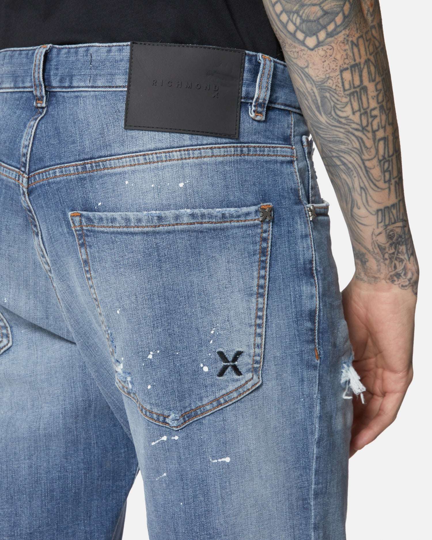 Jeans slim fit con effetto distressed JEANS