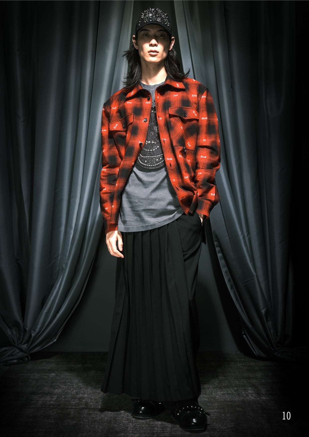 T-shirt with Maxi Skull T-Shirt Decoration