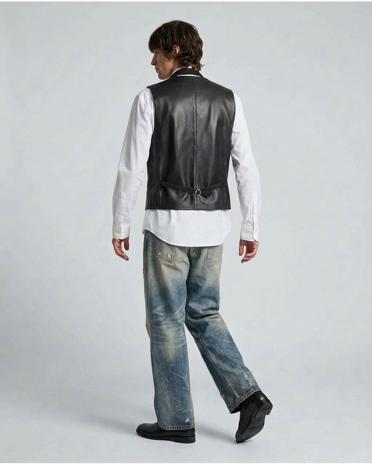 Gilet in Pelle con Dettaglio Catena