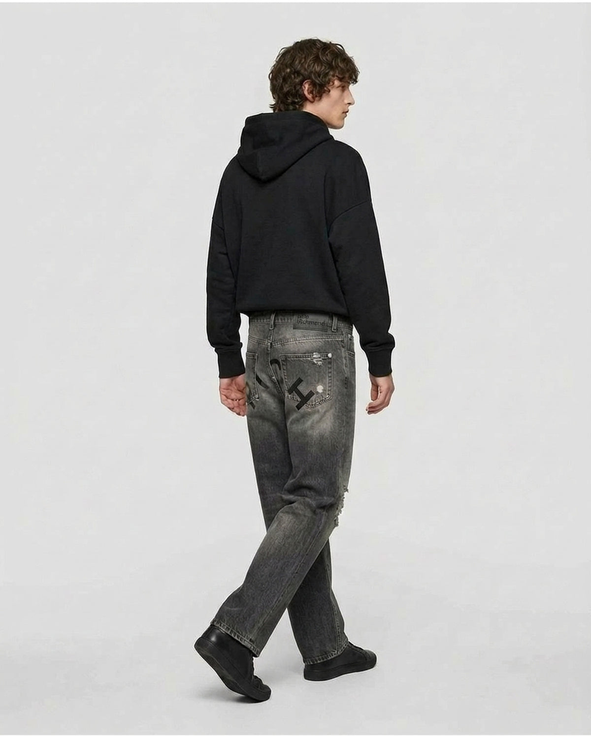 Jeans Larghi Distressed con Logo Rich
