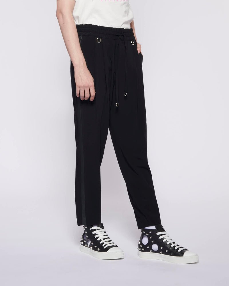 Trousers with side band