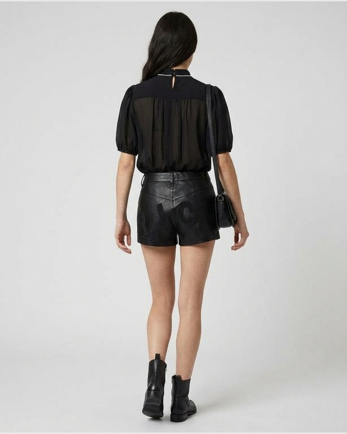 Shorts in Pelle con Maxi Logo Posteriore