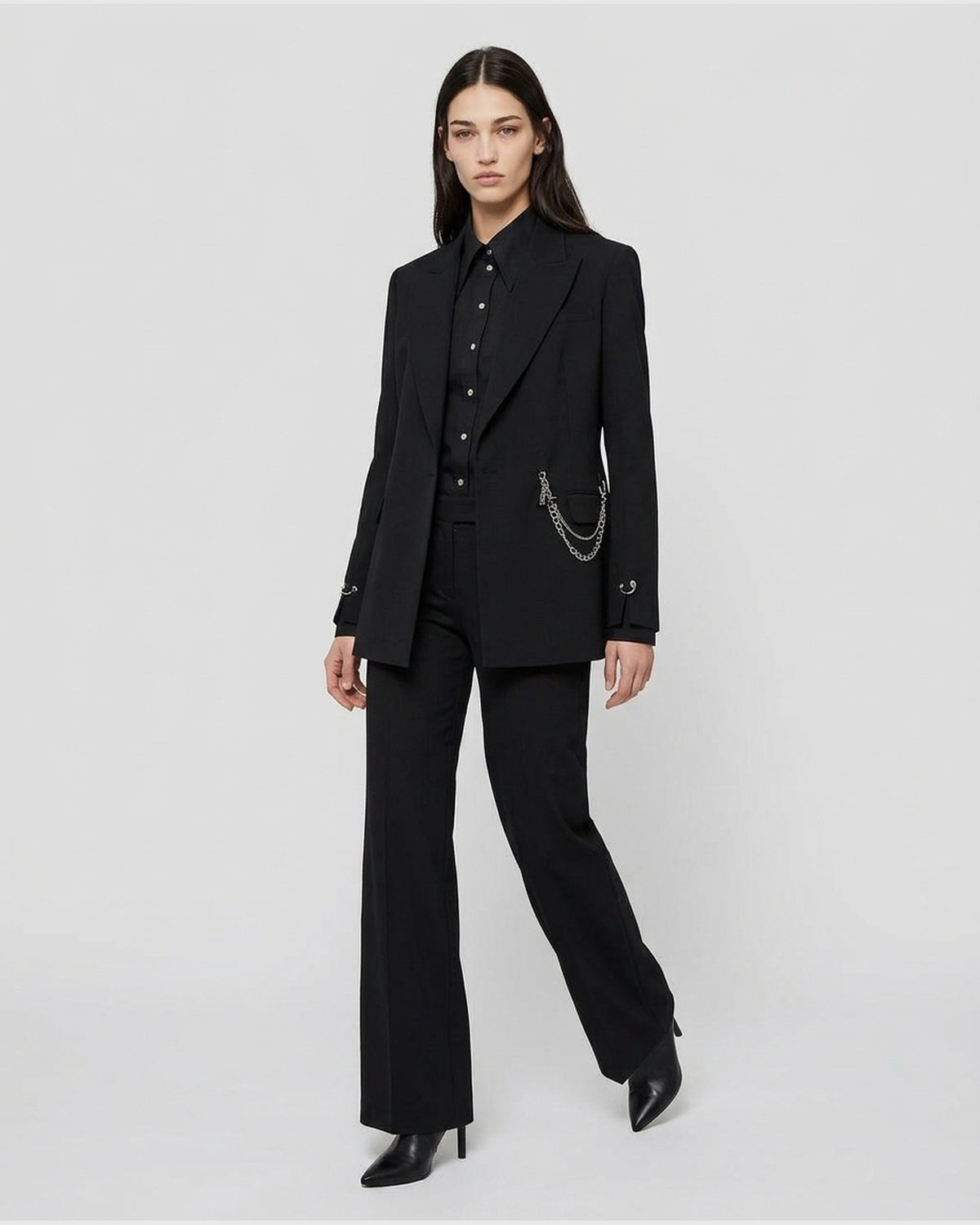 Blazer Strutturato con Catena Decorativa