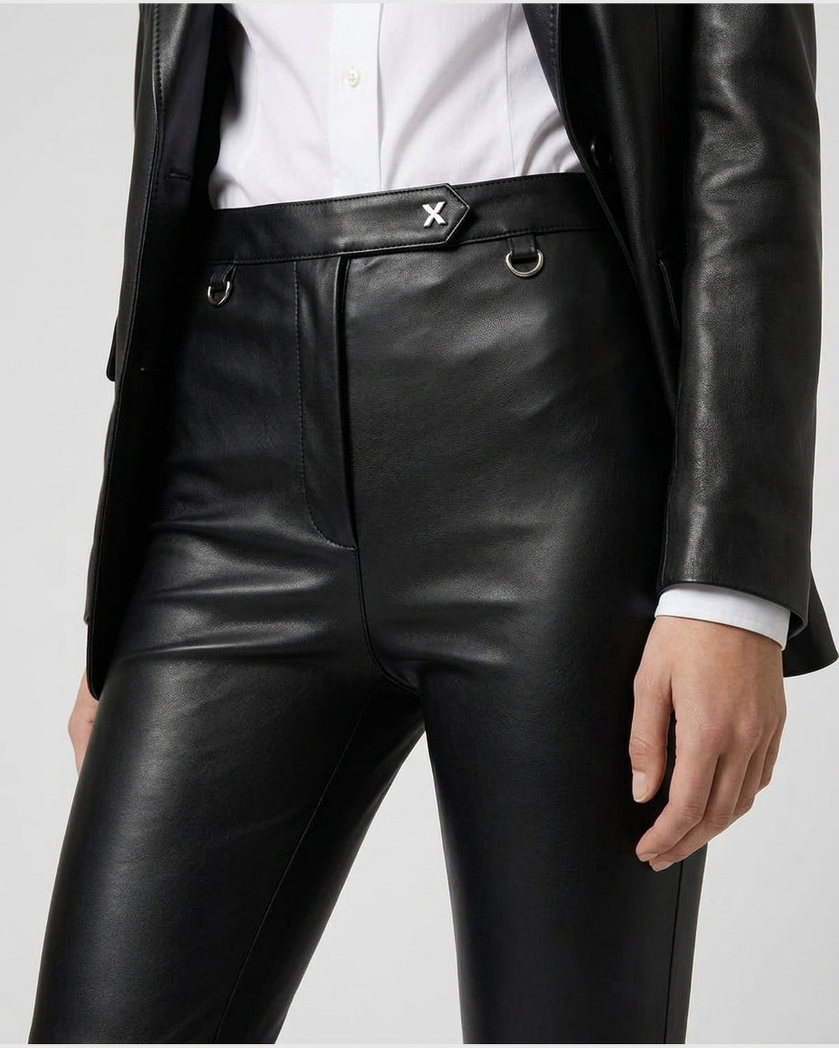 Pantaloni in Pelle d'Agnello con Zip alla Caviglia