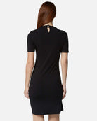 Abito corto nero con arricciatura laterale e bottoni Vestito