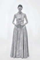 Abito lungo dal design essenziale e raffinato Abito