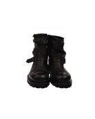 Anfibio con fibbie &amp;ndash; Carattere deciso e dettagli audaci Scarpa