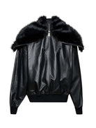 Biker in pelle con collo in pelliccia Capispalla