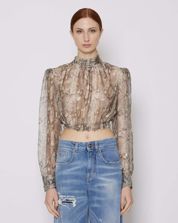 Crop blouse with pattern