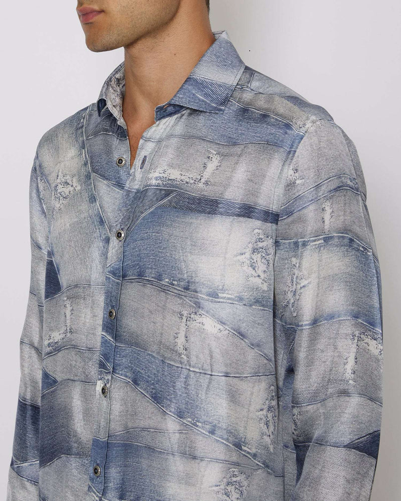 Camicia con pattern tone sur tone