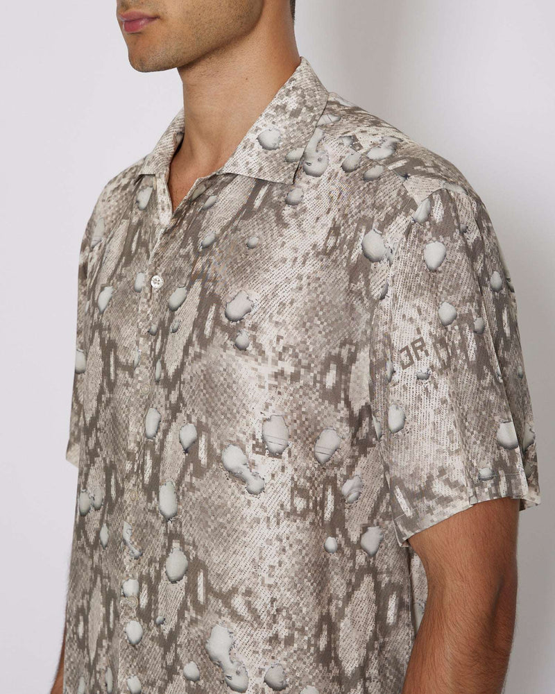 Camicia con pattern tone sur tone