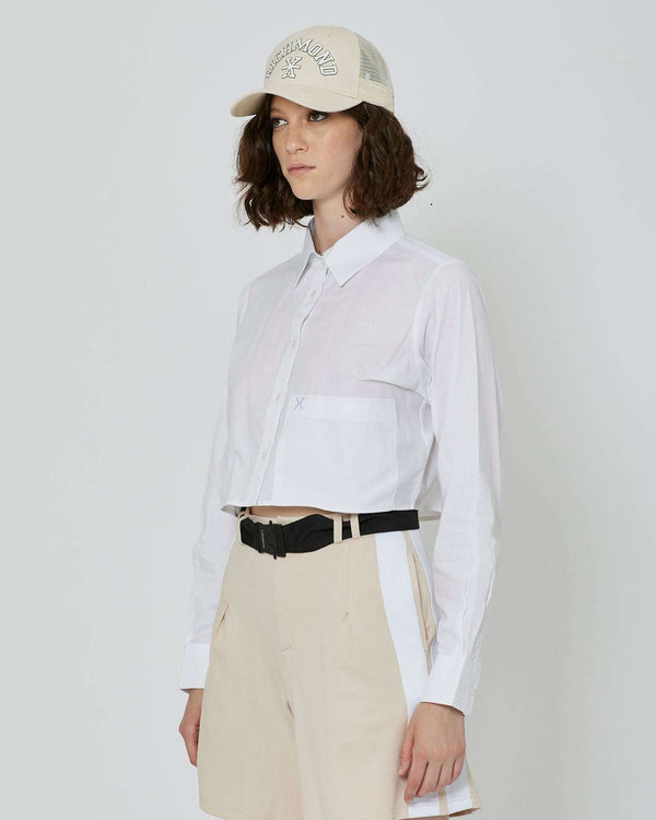 Crop shirt with front pocket and embroidered logo