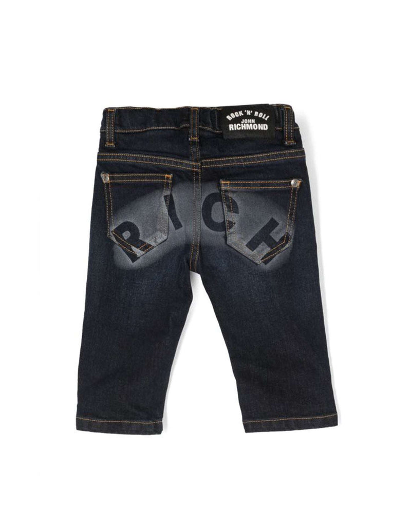 Iconic jeans with logo on the back