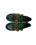 Mocassino con catena e dettaglio logo &amp;ndash; Eleganza dal carattere deciso Scarpa