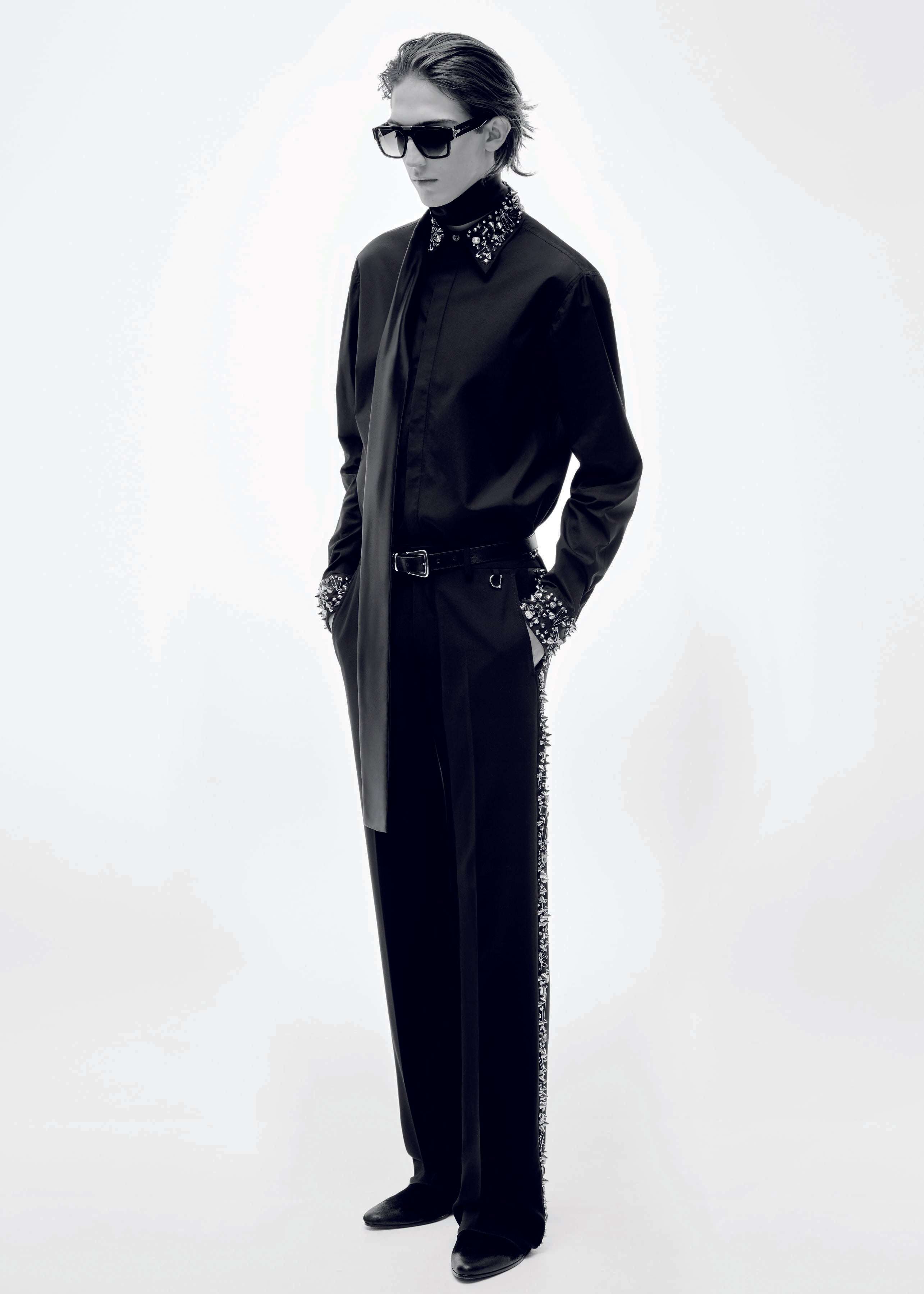 Pantaloni neri dal taglio classico Pantaloni