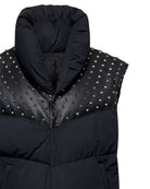 Piumino smanicato dal design lineare Capispalla