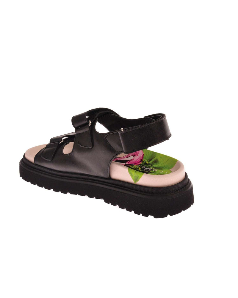 Sandal with applications
