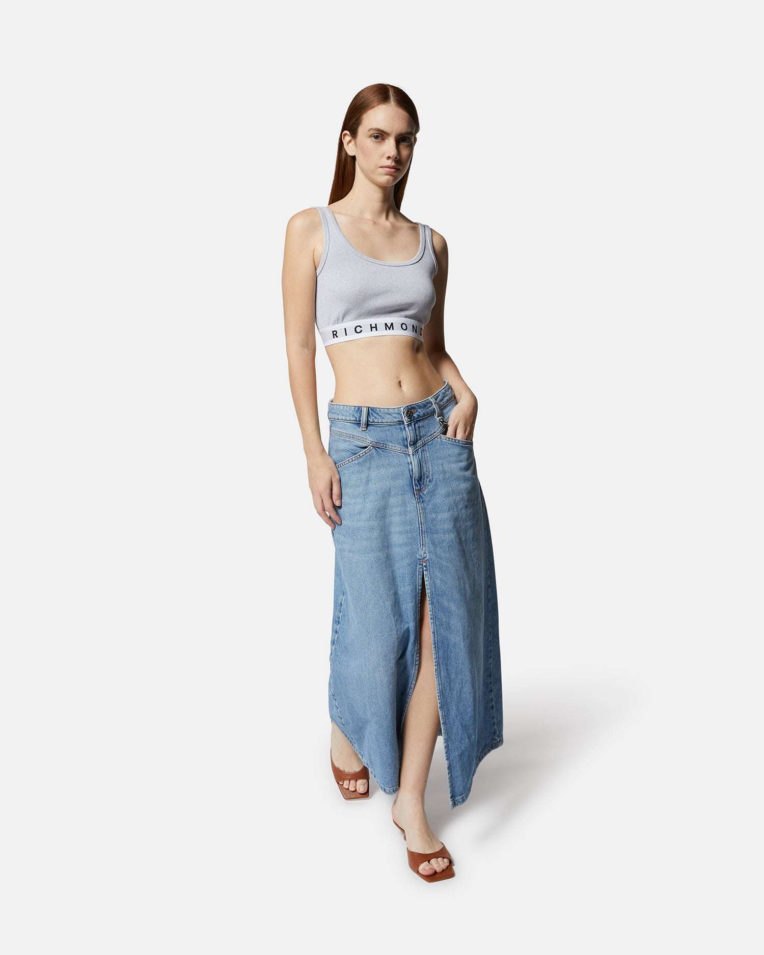 Top corto grigio con fascia elastica e logo Richmond X Top