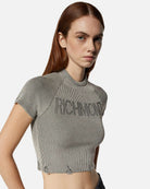 Top cropped a costine grigio con maniche corte T-shirt